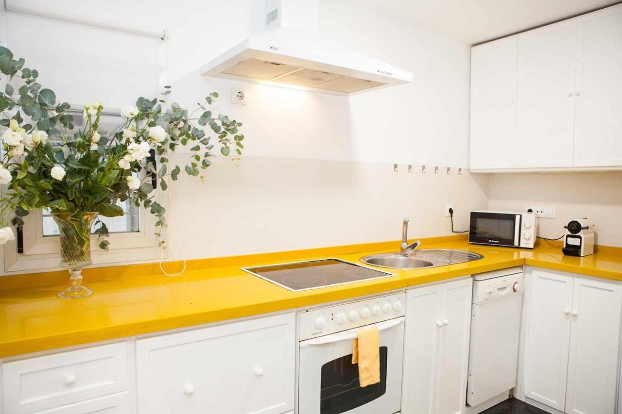 Charming Apartment With Pool And Garage เซบีญา ภายนอก รูปภาพ