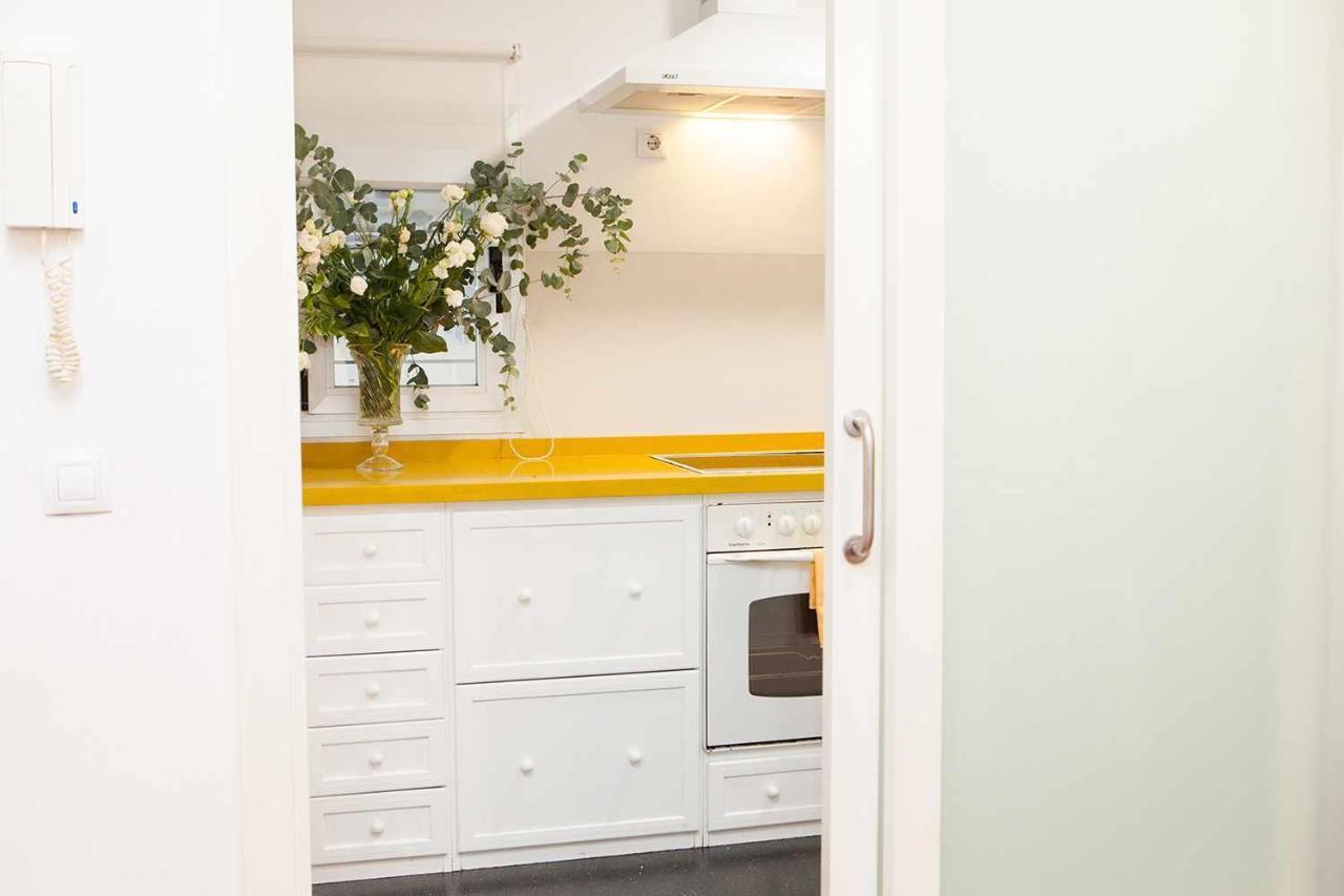 Charming Apartment With Pool And Garage เซบีญา ภายนอก รูปภาพ