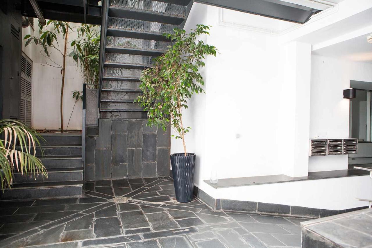 Charming Apartment With Pool And Garage เซบีญา ภายนอก รูปภาพ