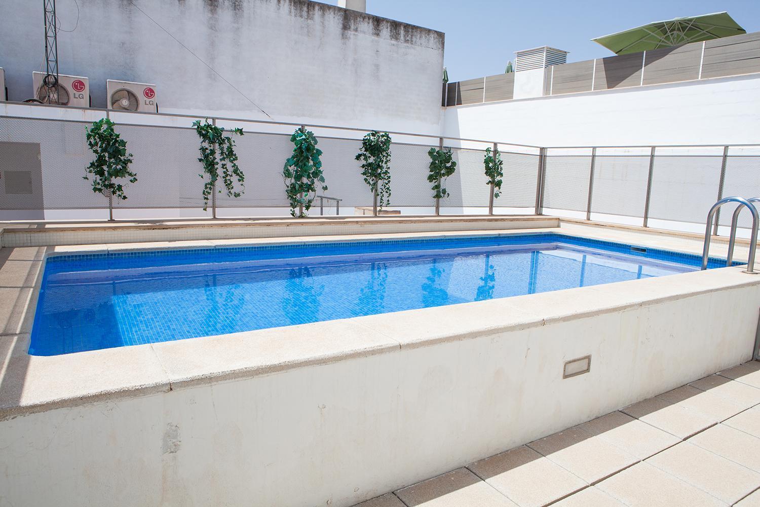 Charming Apartment With Pool And Garage เซบีญา ภายนอก รูปภาพ