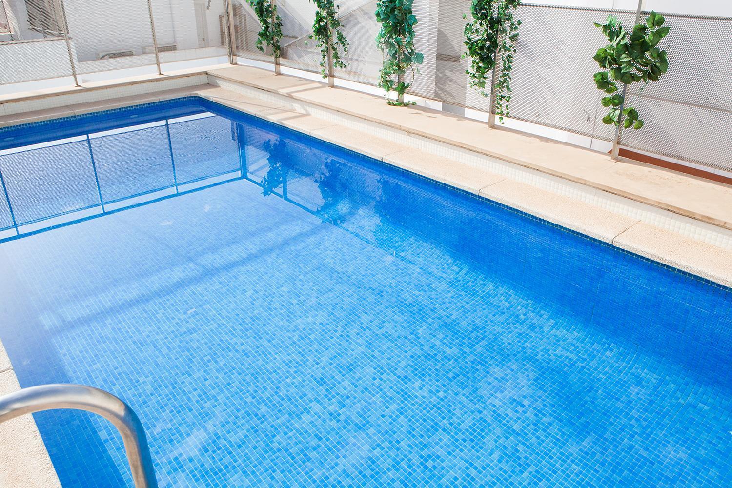 Charming Apartment With Pool And Garage เซบีญา ภายนอก รูปภาพ
