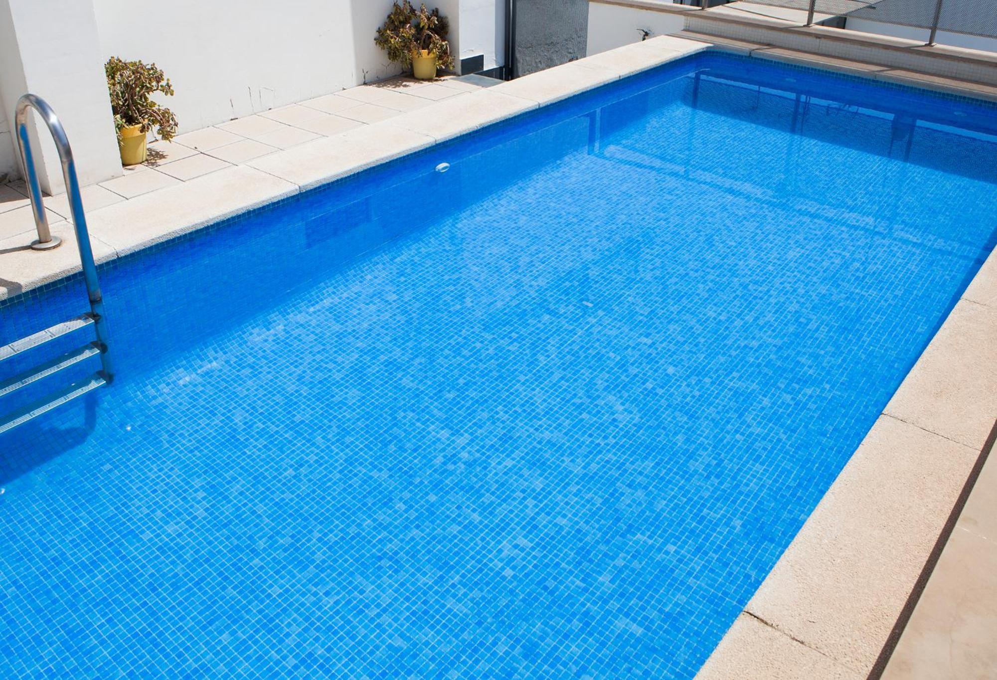 Charming Apartment With Pool And Garage เซบีญา ภายนอก รูปภาพ